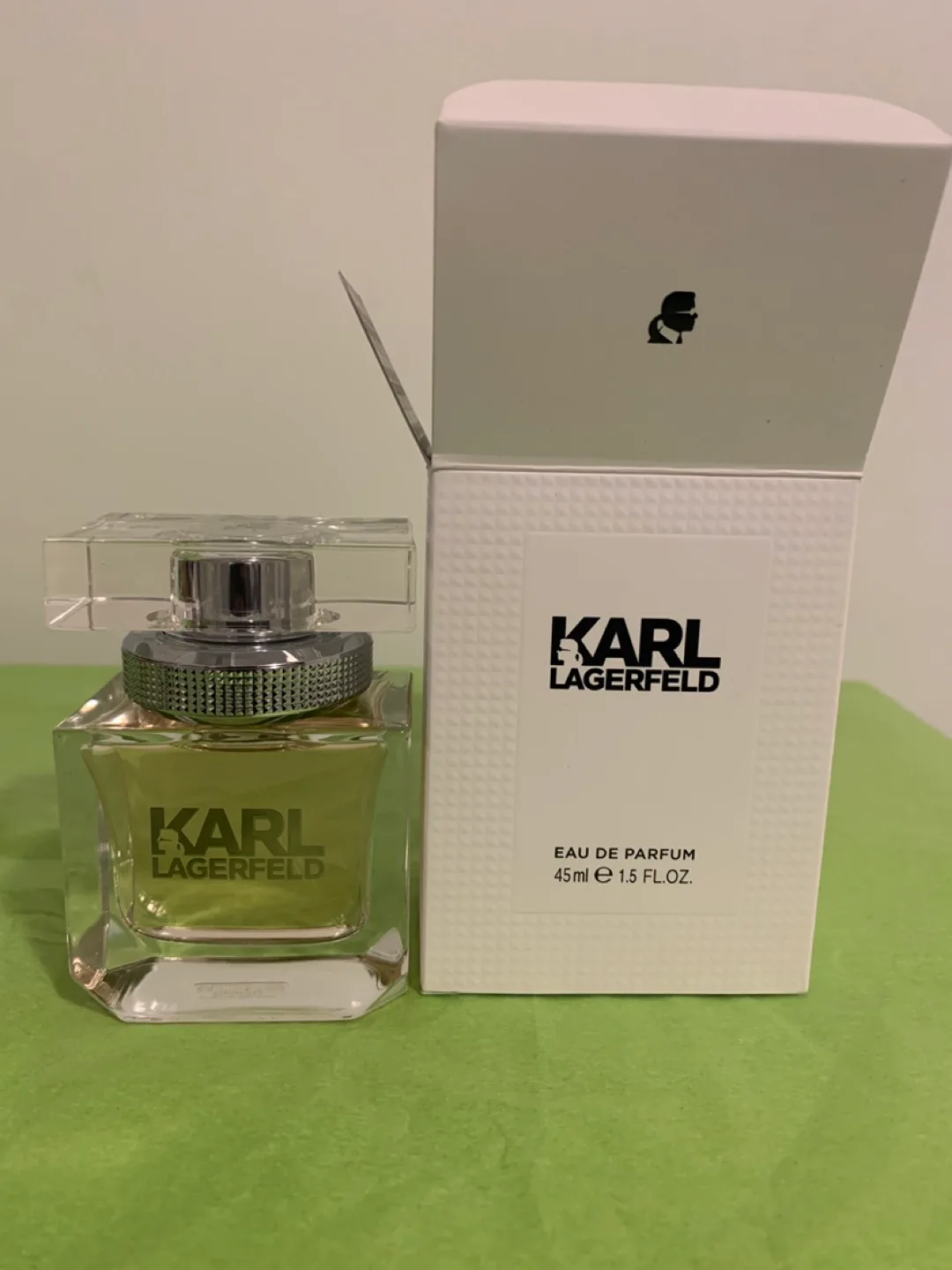Karl Lagerfeld For Her thumbnail