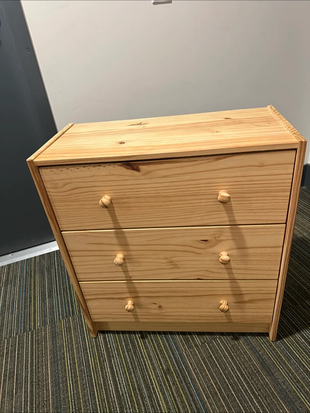 Ikea 3 drawers dresser thumbnail