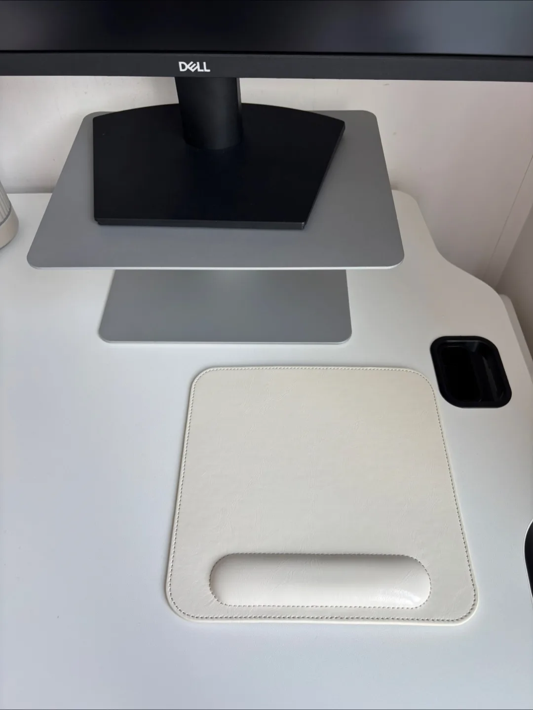 New ergonomic white leather Mouse Pad with Wrist Rest thumbnail
