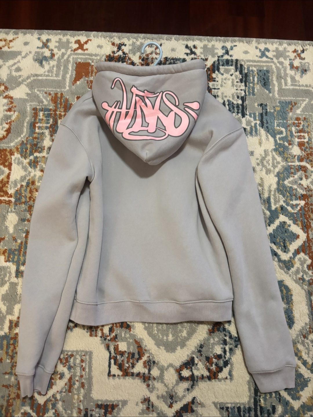 Syna world hoodie