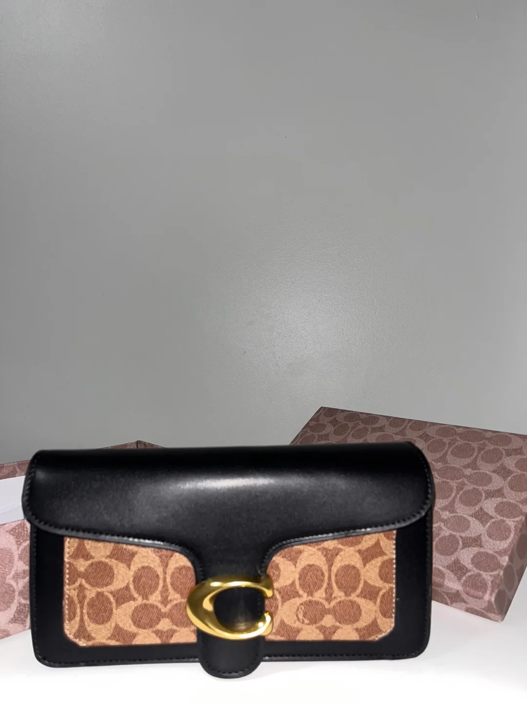 Coach Tabby  Signature Black/Tan thumbnail