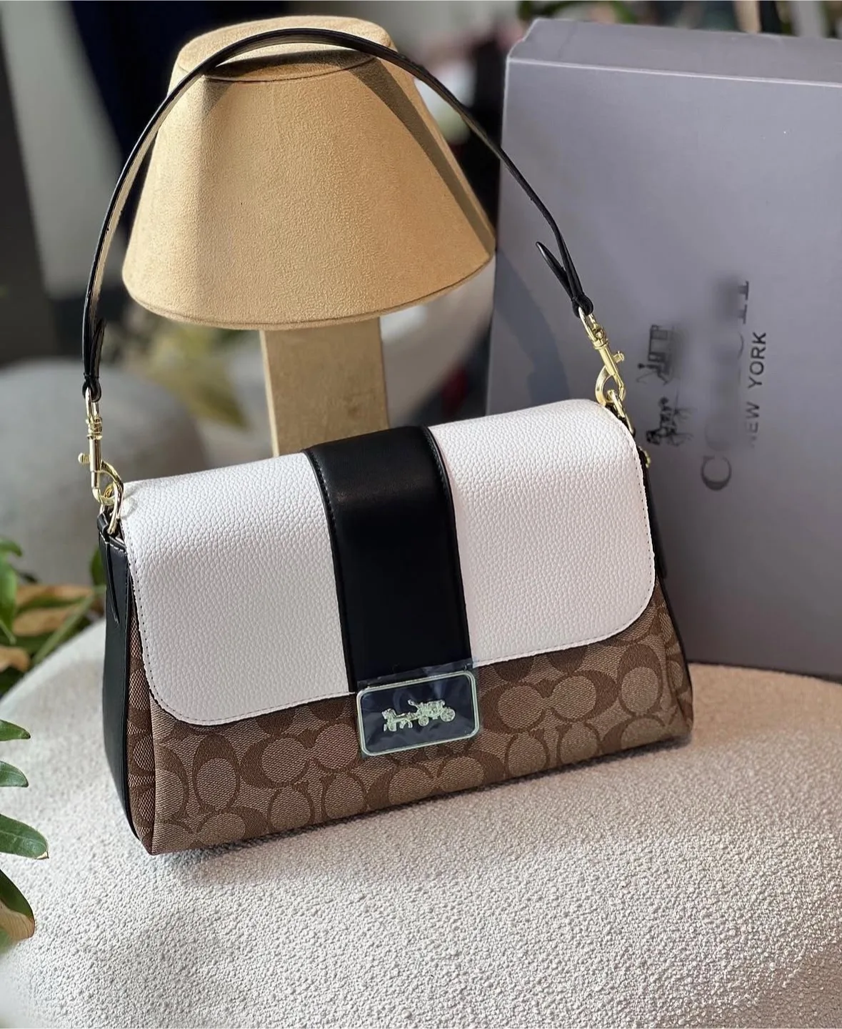 Coach Shoulder Bag thumbnail