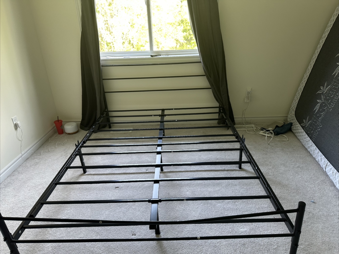 Metal Bed Frame - Black - photo 3