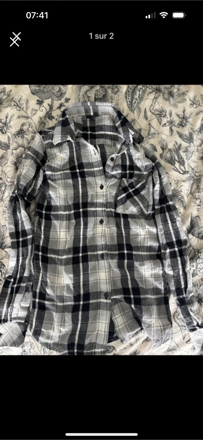 MOVING SALE: Plaid Flannel Shirt XS - Black & White