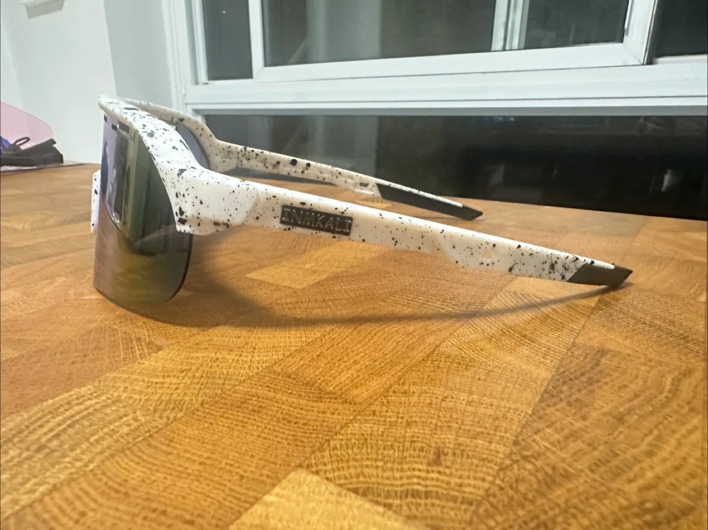 NIKKALI White Speckled Sunglasses thumbnail