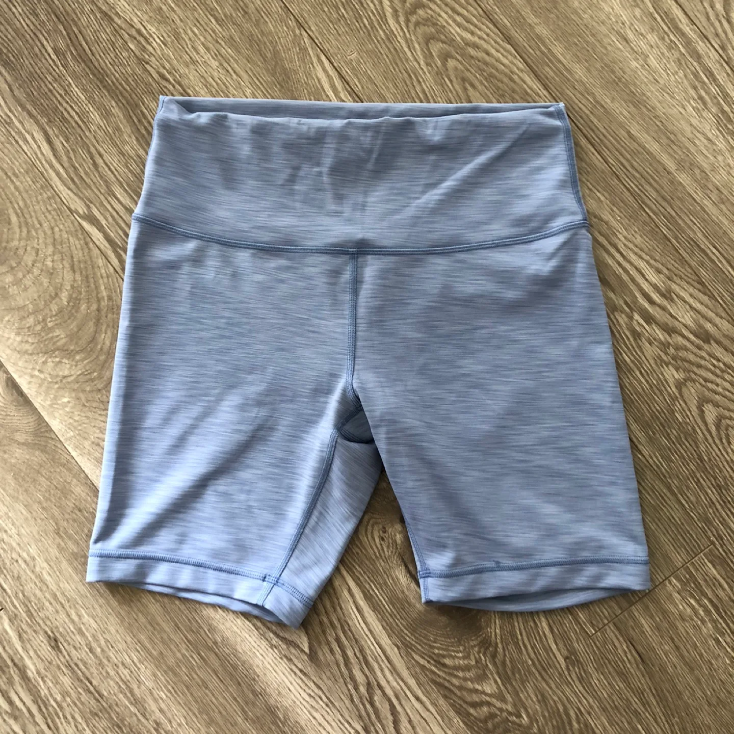 Lululemon Wunder Train HR Shorts - Size 10 thumbnail