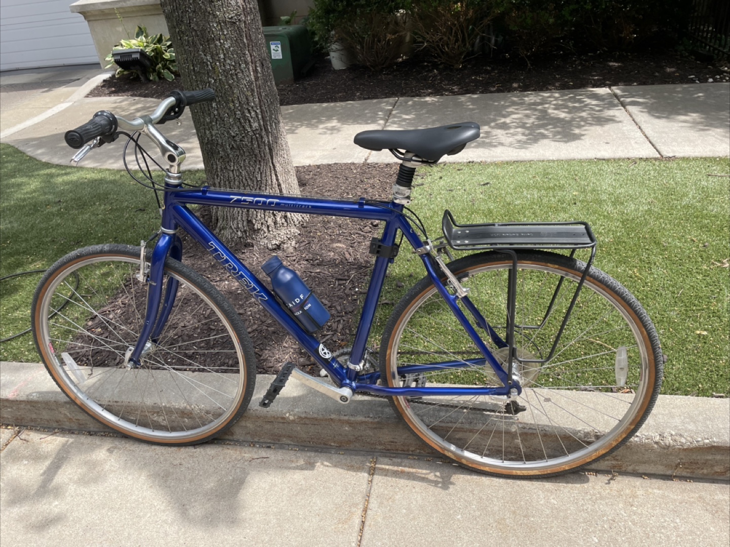 Trek 7500 Hybrid Bike - Blue