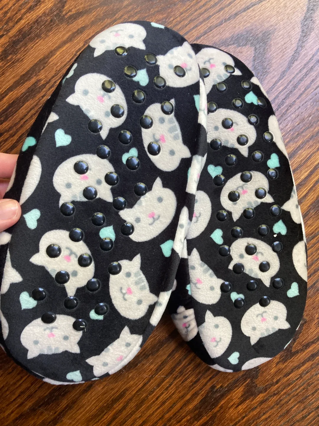 Slipper socks image indicator(4)