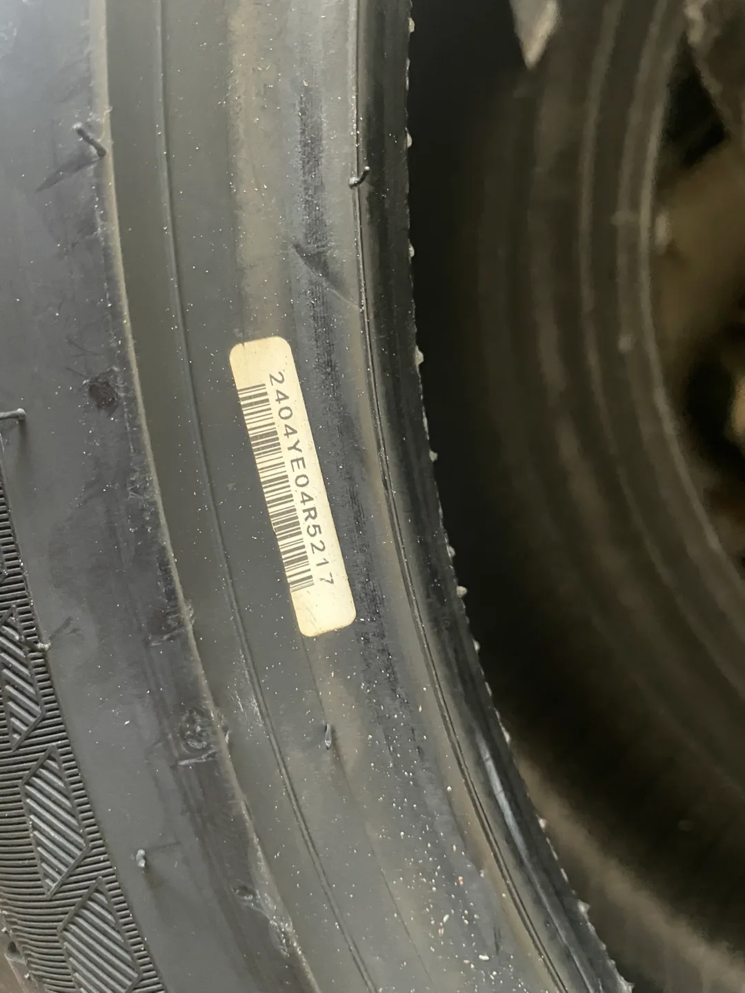 Mirage MR-HP172 Tire 225/45R19 image indicator(3)