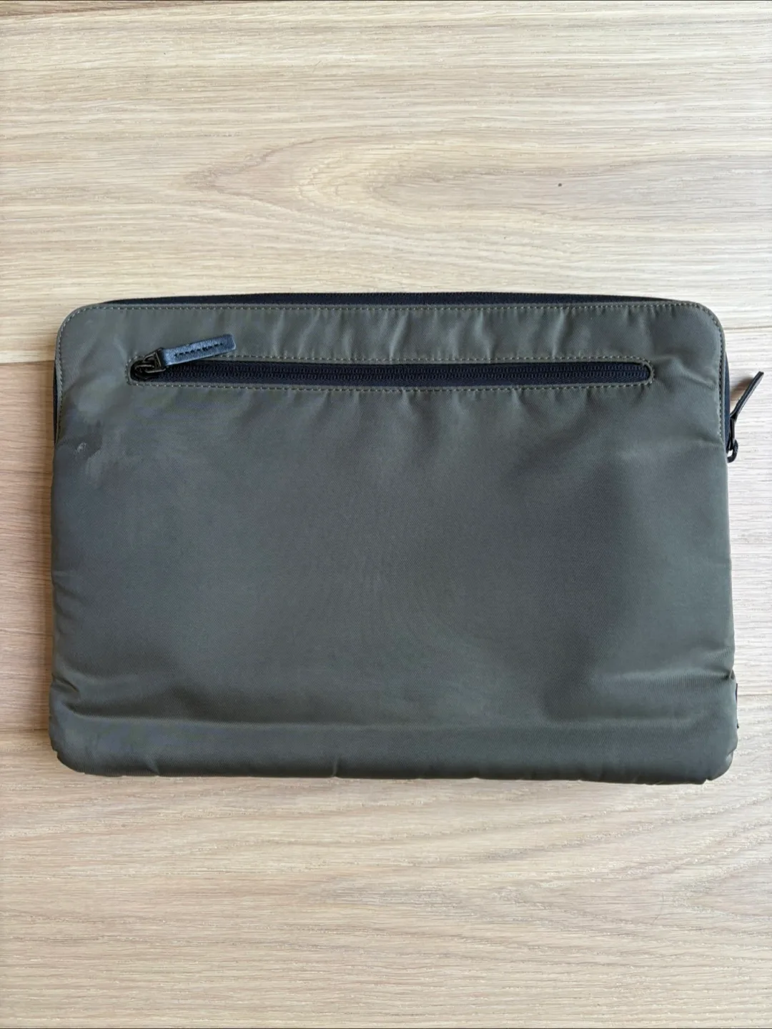 In Case Green Nylon Laptop Sleeve thumbnail