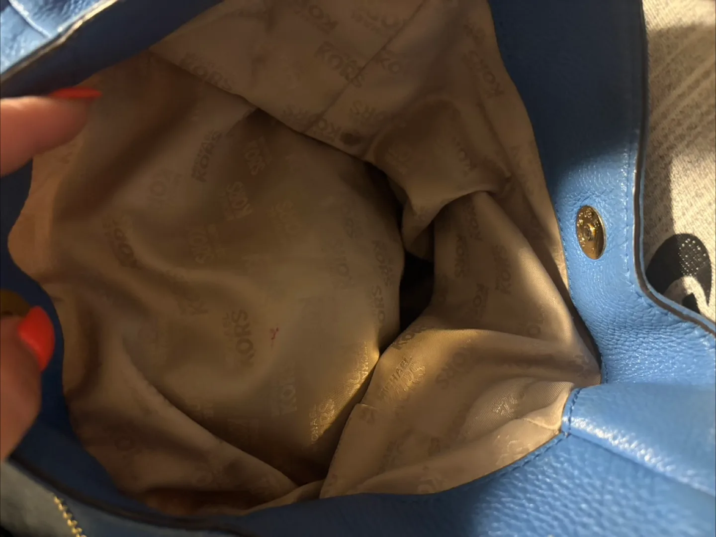 Michael Kors Blue Leather Shoulder Bag image indicator(3)