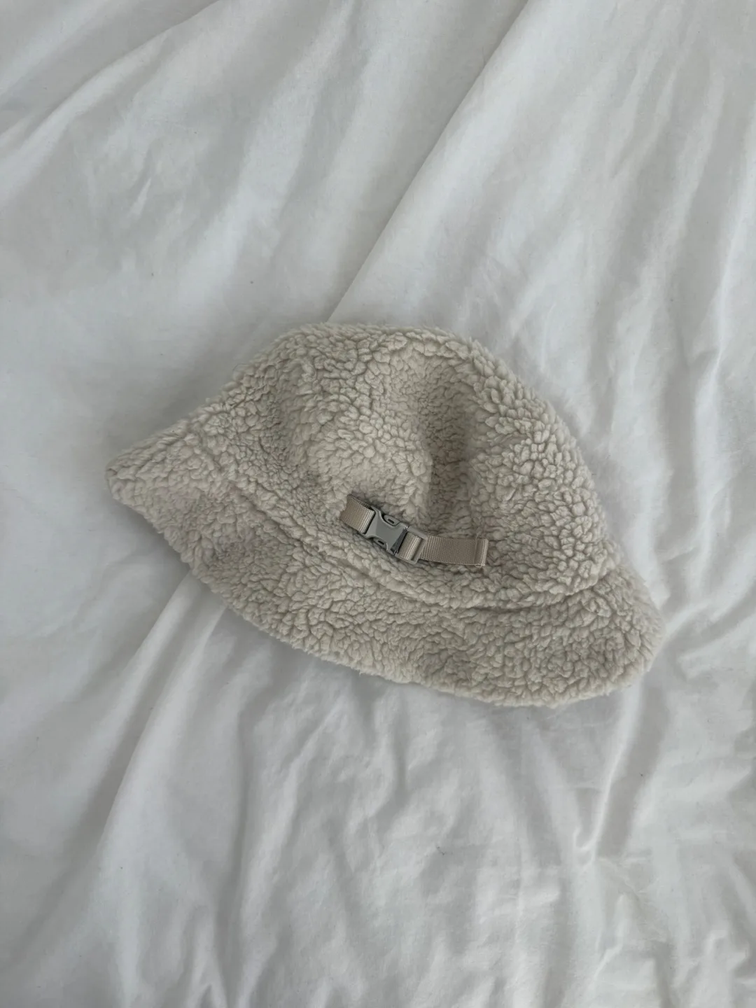 Lululemon Fleece Bucket Hat - L/XL image indicator(2)