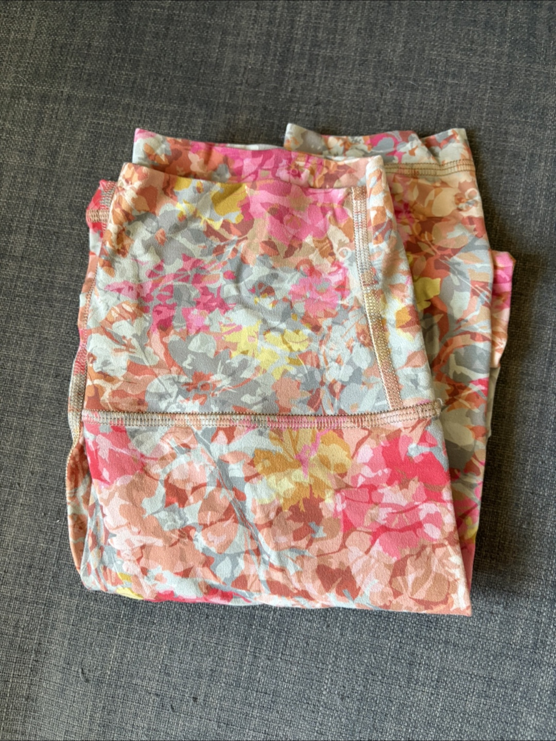 Lululemon Align Size 4 - photo 3