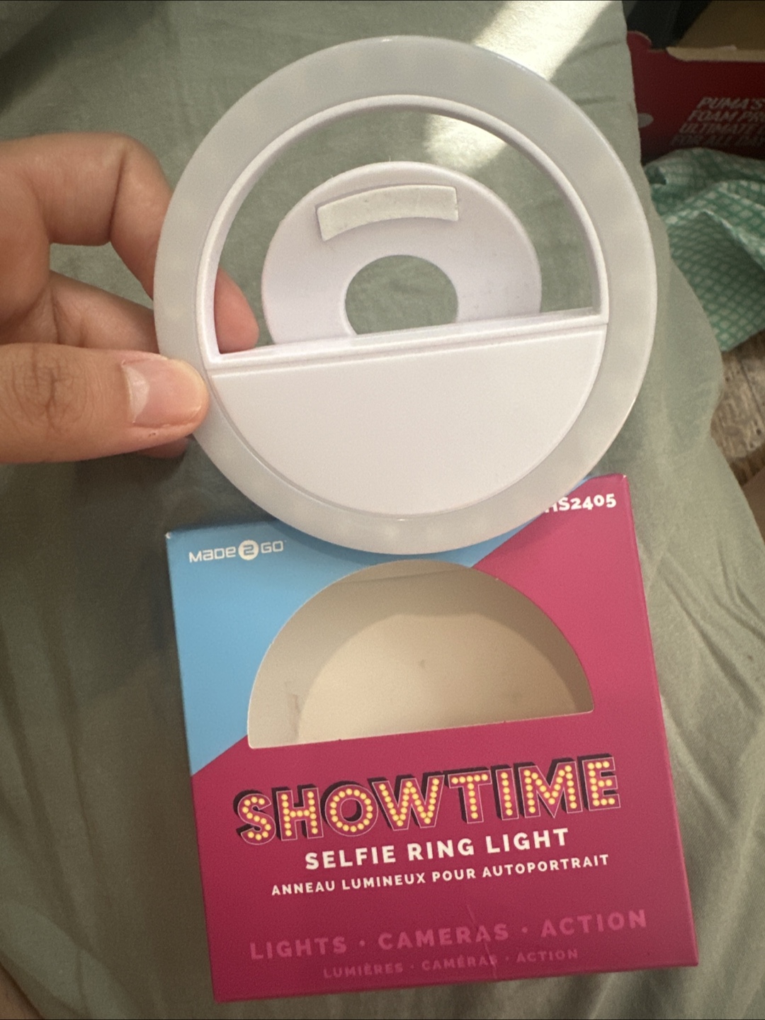 Showtime Selfie Ring Light - New in Box! - photo 2