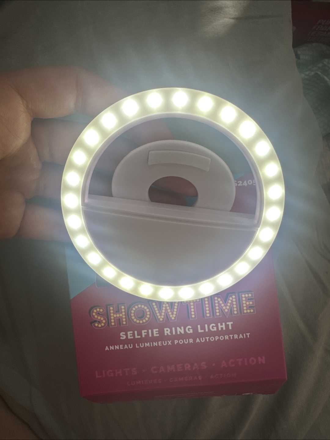 Showtime Selfie Ring Light - New in Box! - photo 3
