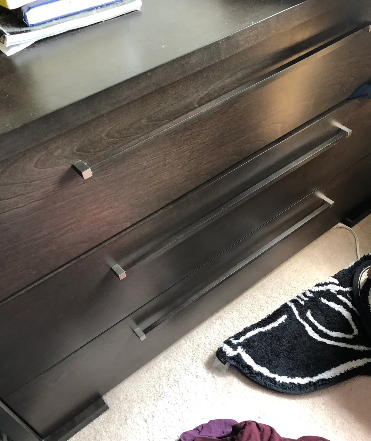 Dresser and 2 nightstands image indicator(3)