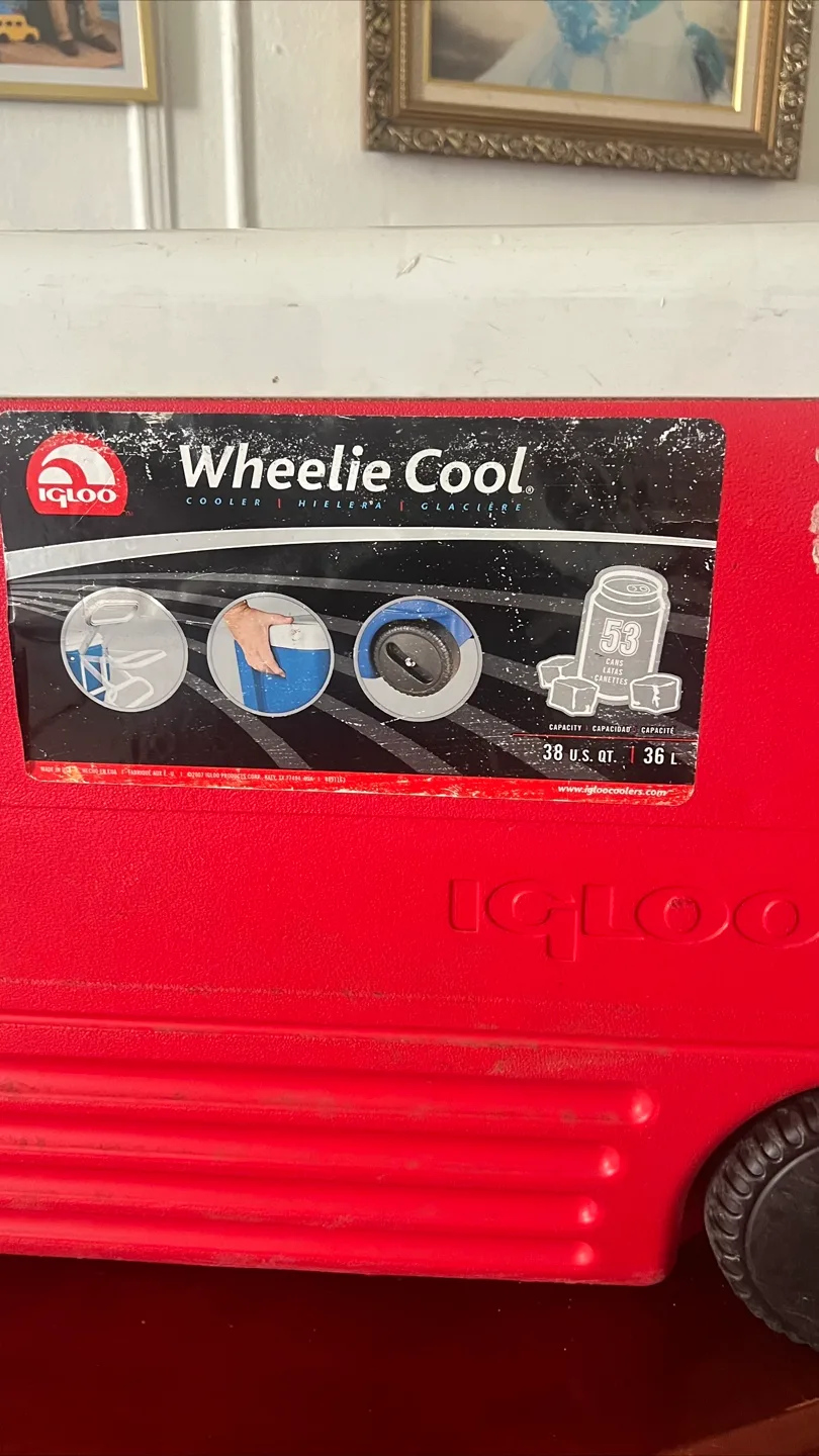 🧡Igloo Wheelie Cool 38 Qt Cooler image indicator(5)