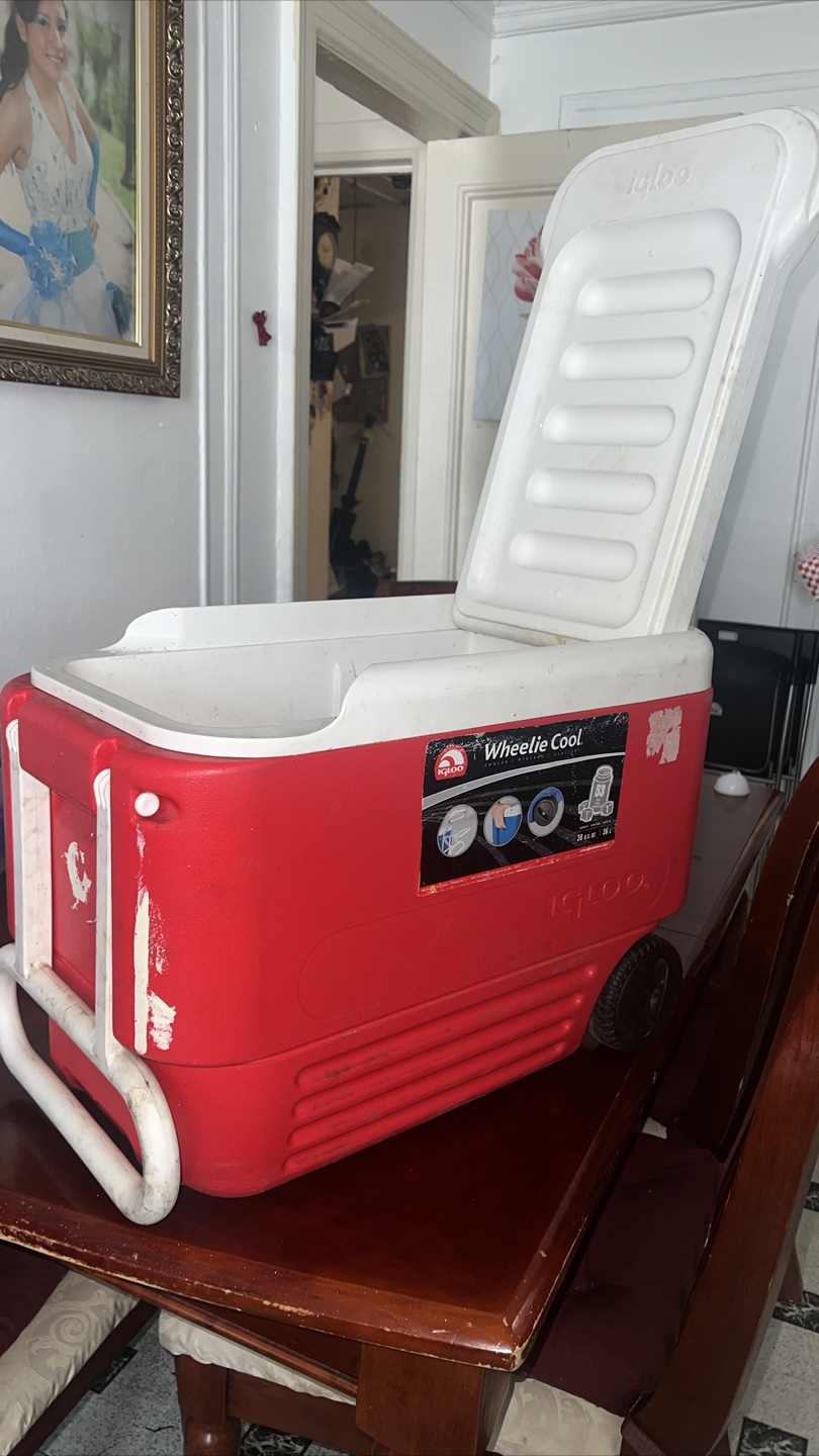 🧡Igloo Wheelie Cool 38 Qt Cooler