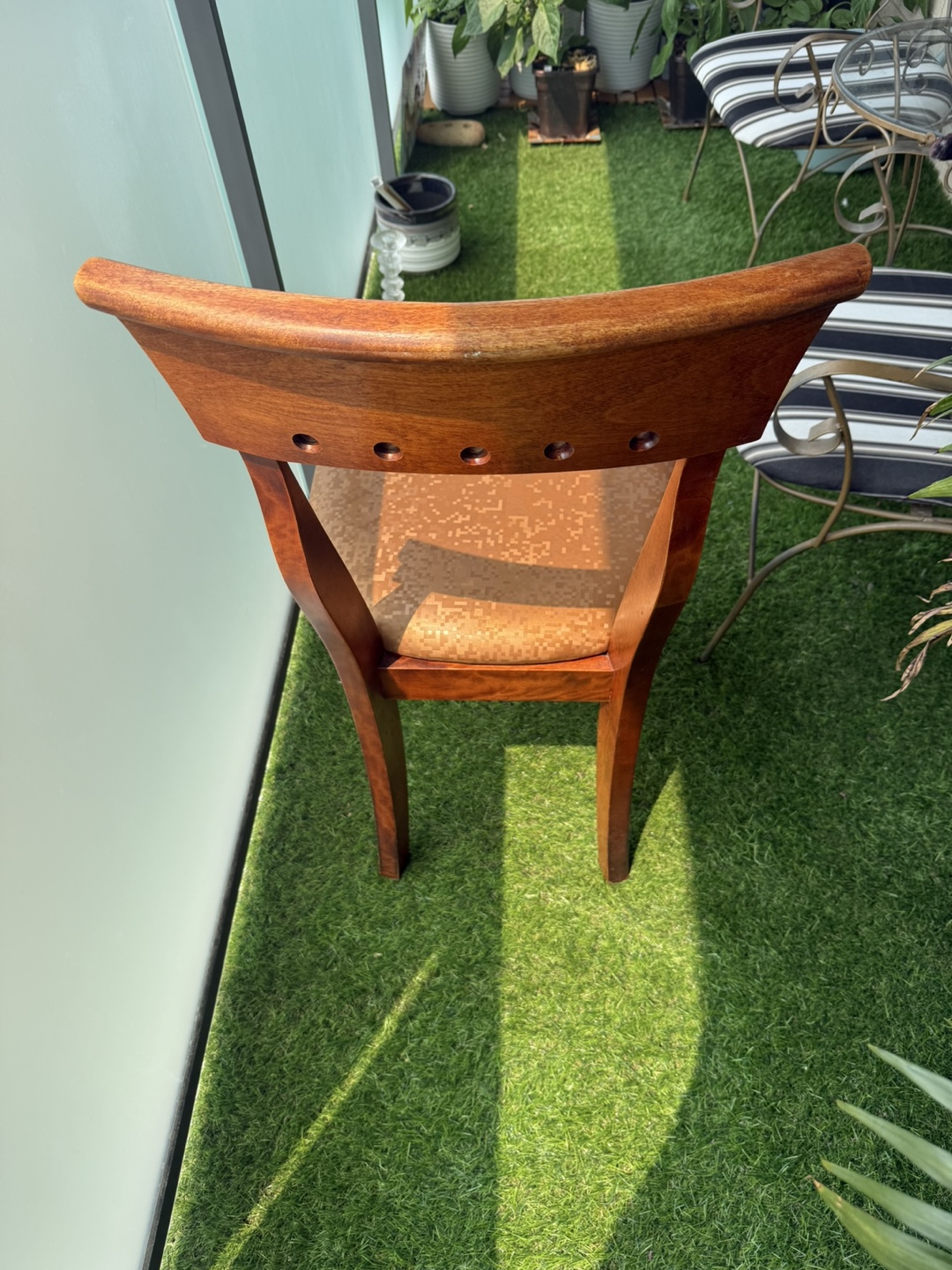 4 sturdy wooden dining chairs - photo 5