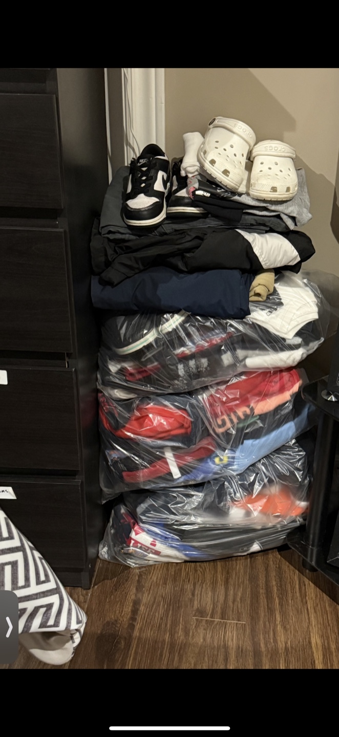 Bags of clothes and shoes 4T-5T