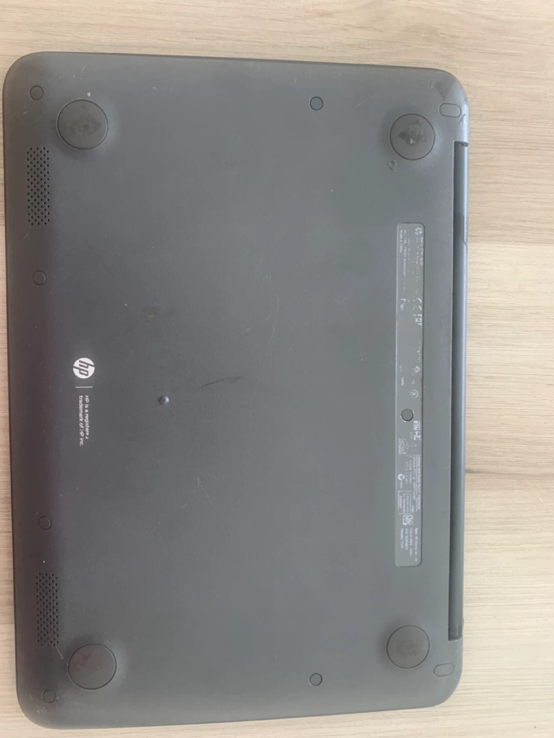 HP Chromebook - Good Condition - photo 3