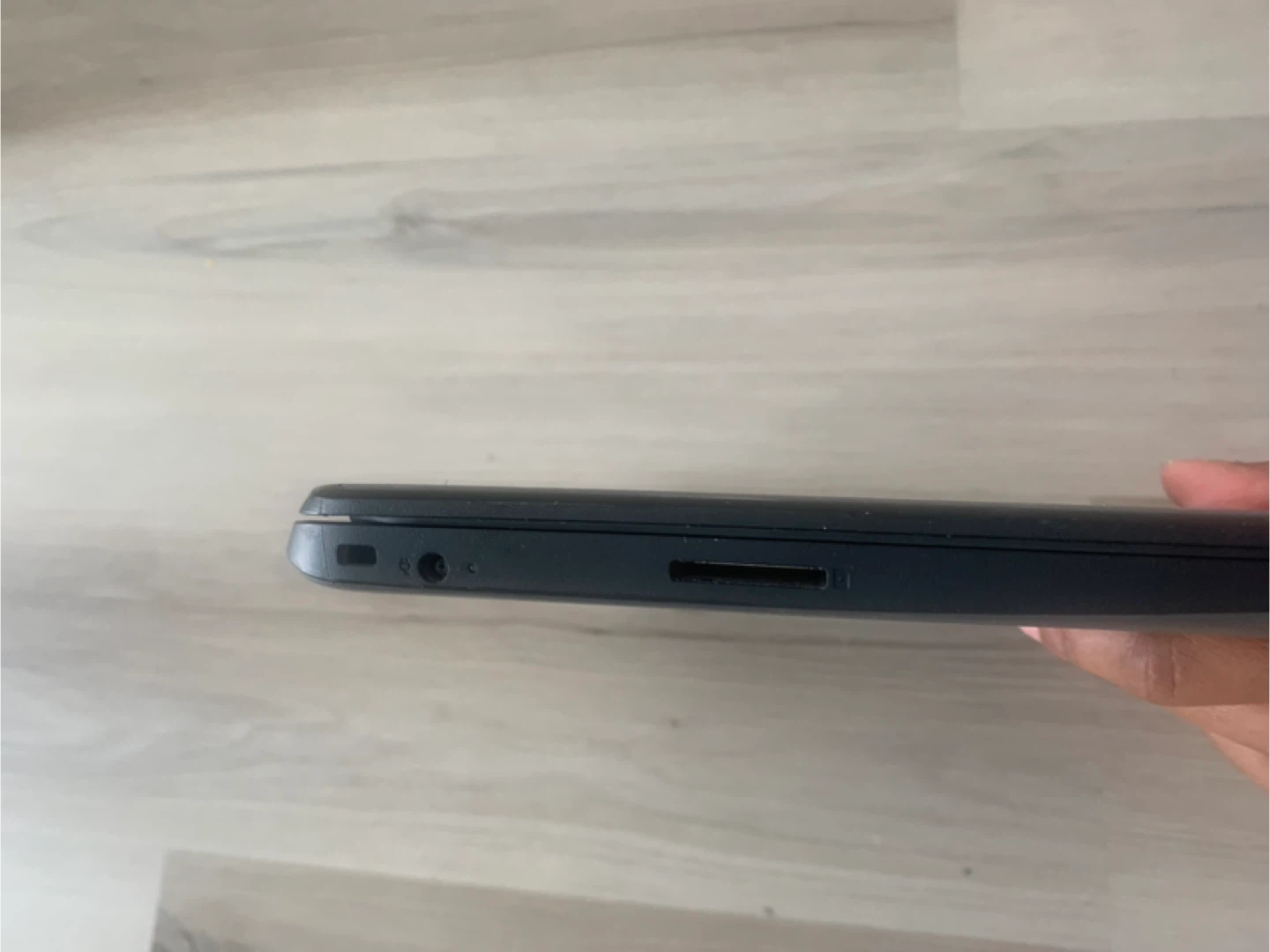 HP Chromebook - Good Condition - photo 5