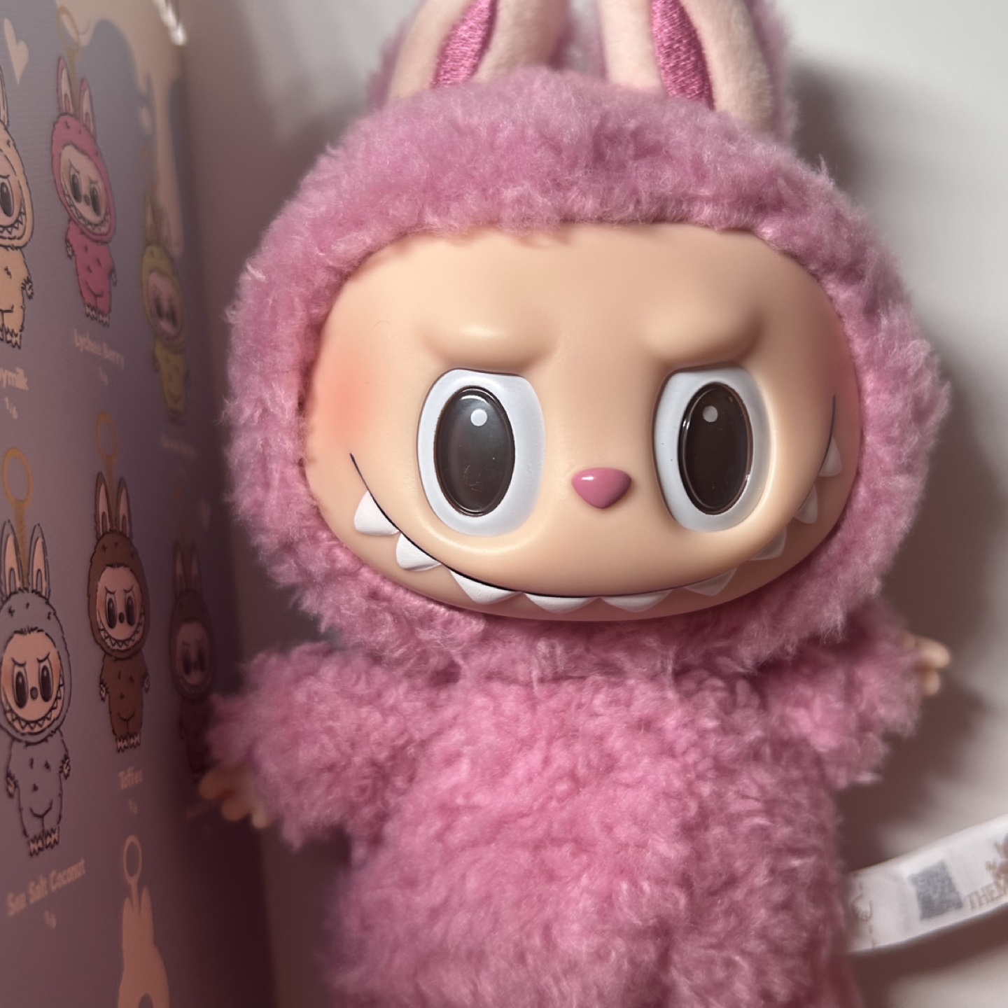Pop Mart The Monsters Exciting Macaron Lychee Berry - photo 2