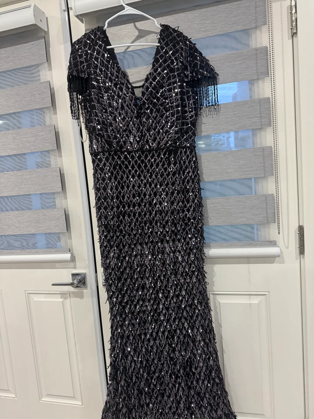 Black Sequin Evening Dress image indicator(2)