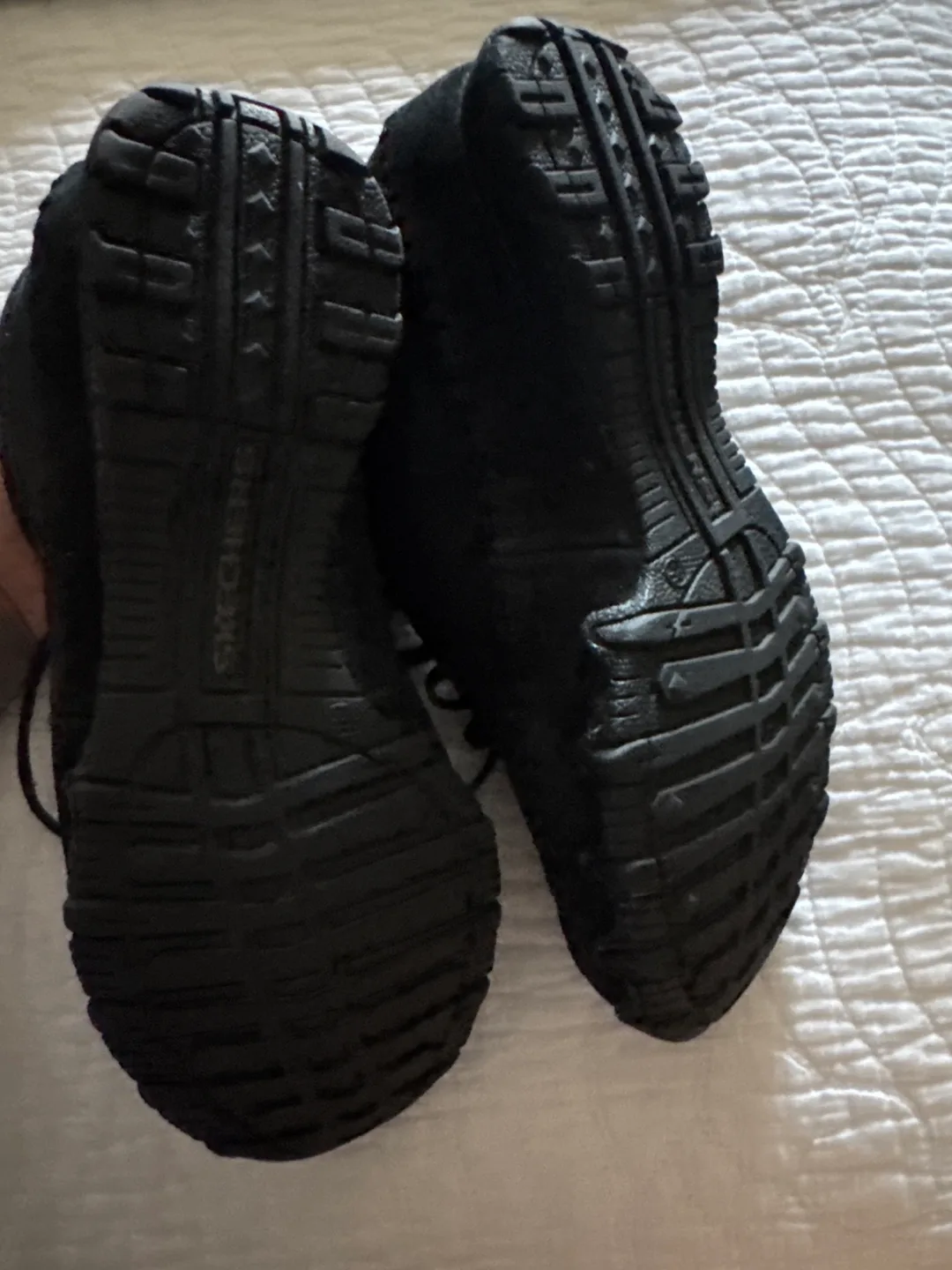 Skechers Relaxed Fit Black Shoes Size 7.5 image indicator(4)