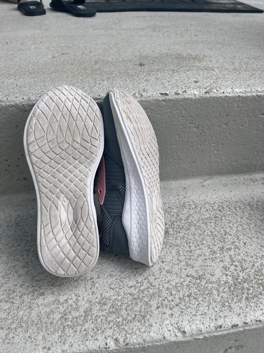 Zudio Kids Sneakers - Size 4 image indicator(3)