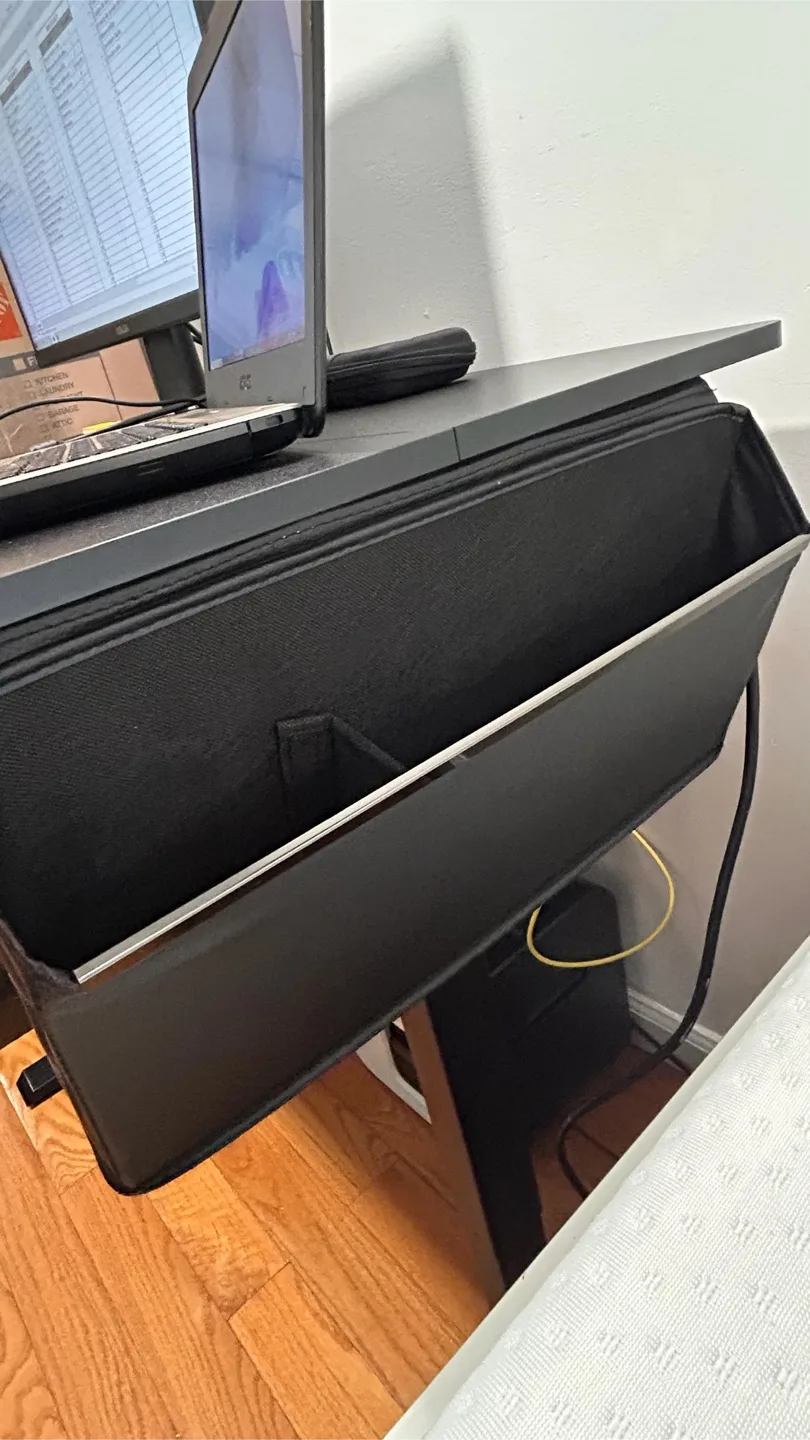 Height Adjustable Electric Standing Desk & home office chair image indicator(6)