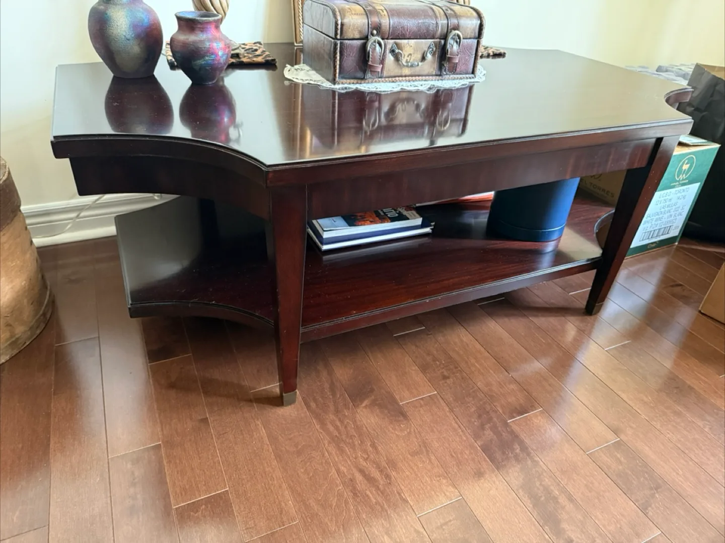 Antique Wood Accent Tables image indicator(9)