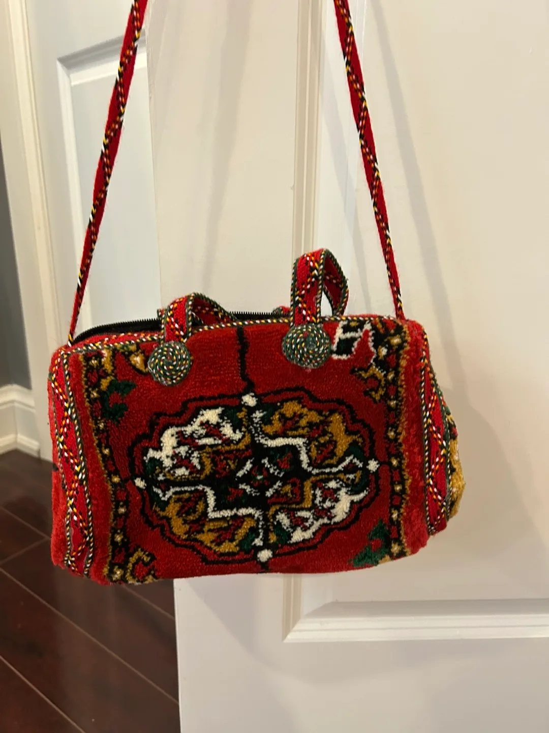 Carpet Style Shoulder Bag thumbnail