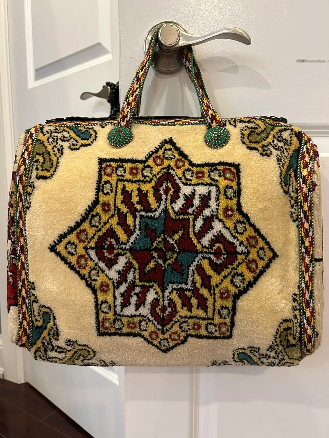 Aniqe Carpet style Bag thumbnail
