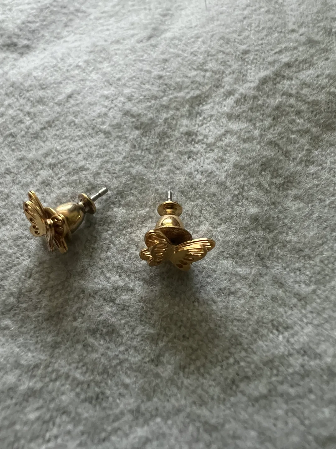 Gold Butterfly Earrings image indicator(3)