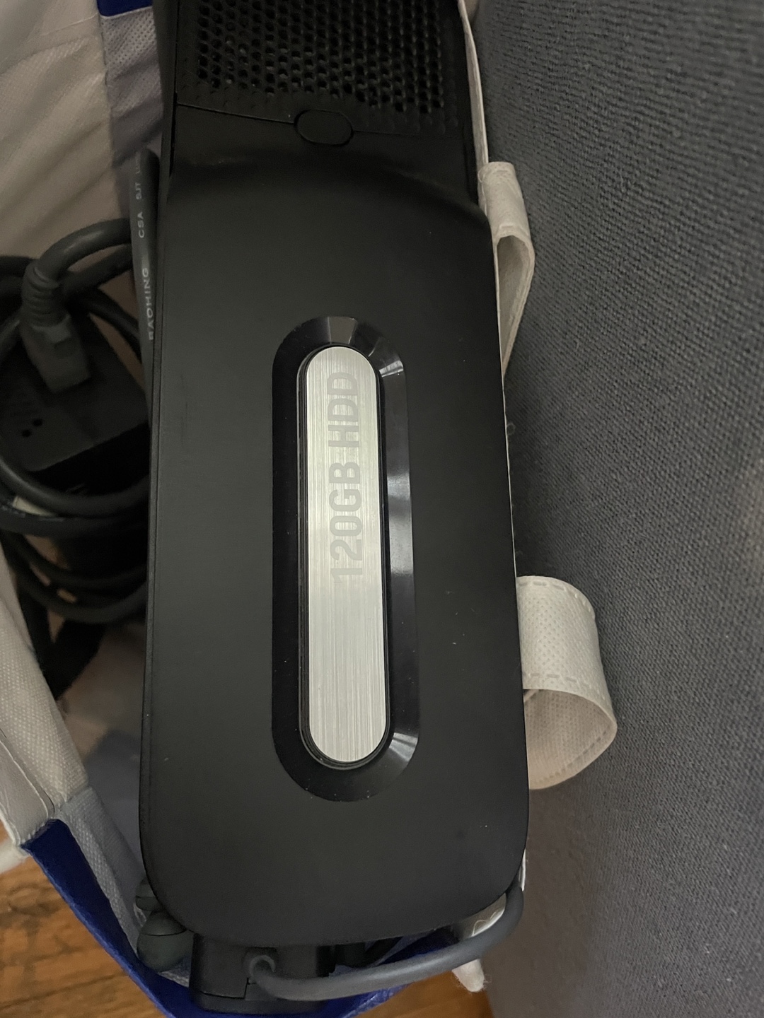 Xbox 360 with 2 Controllers, 120GB HDD and wifi adapter - photo 3