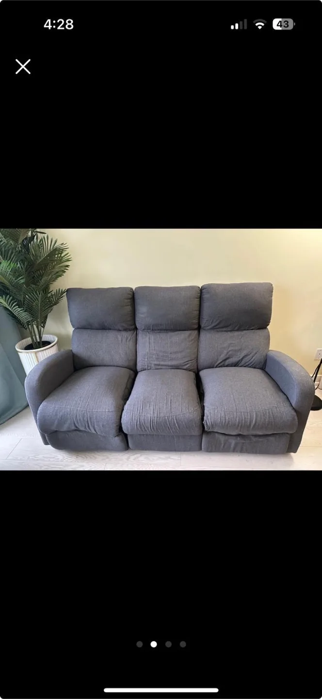 Grey Reclining Sofa image indicator(2)
