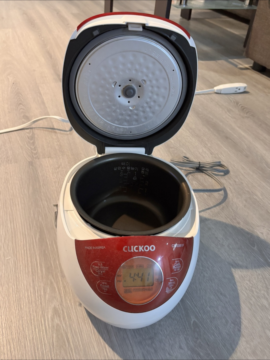 Cuckoo CR-0351F 3-Cup Electric Rice Cooker - photo 3
