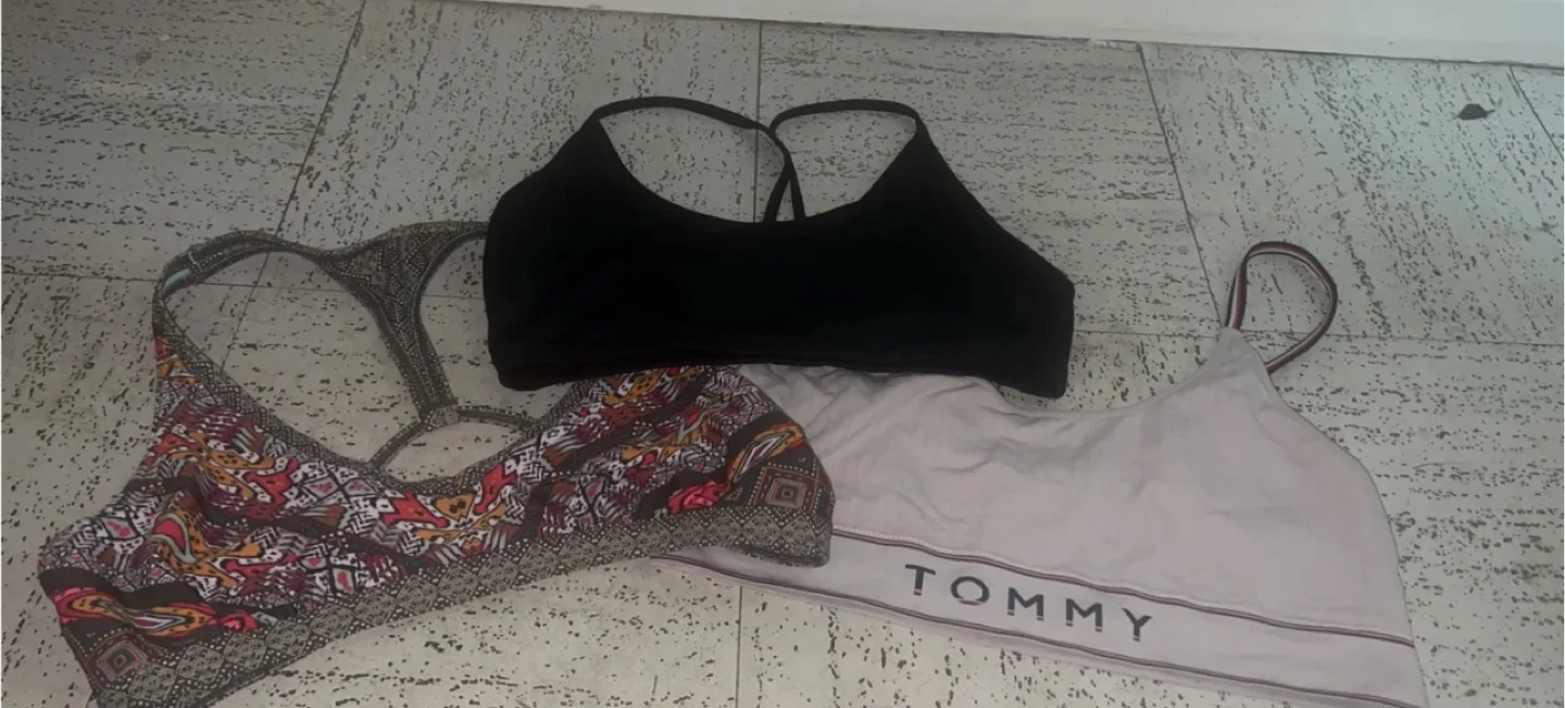 Bundle of sports bra thumbnail