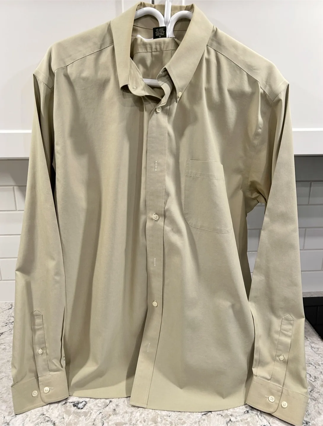 Eddie Bauer Relaxed Fit Wrinkle-Resistant Shirts image indicator(4)