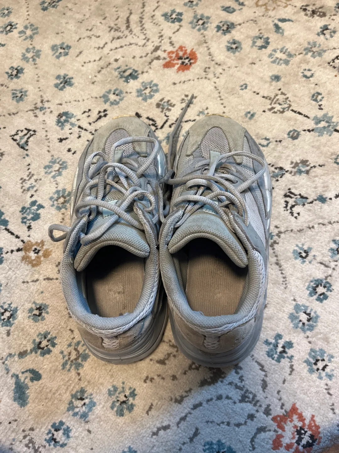 Adidas Yeezy Boost 700 V2 Static - Size 5.5 image indicator(3)