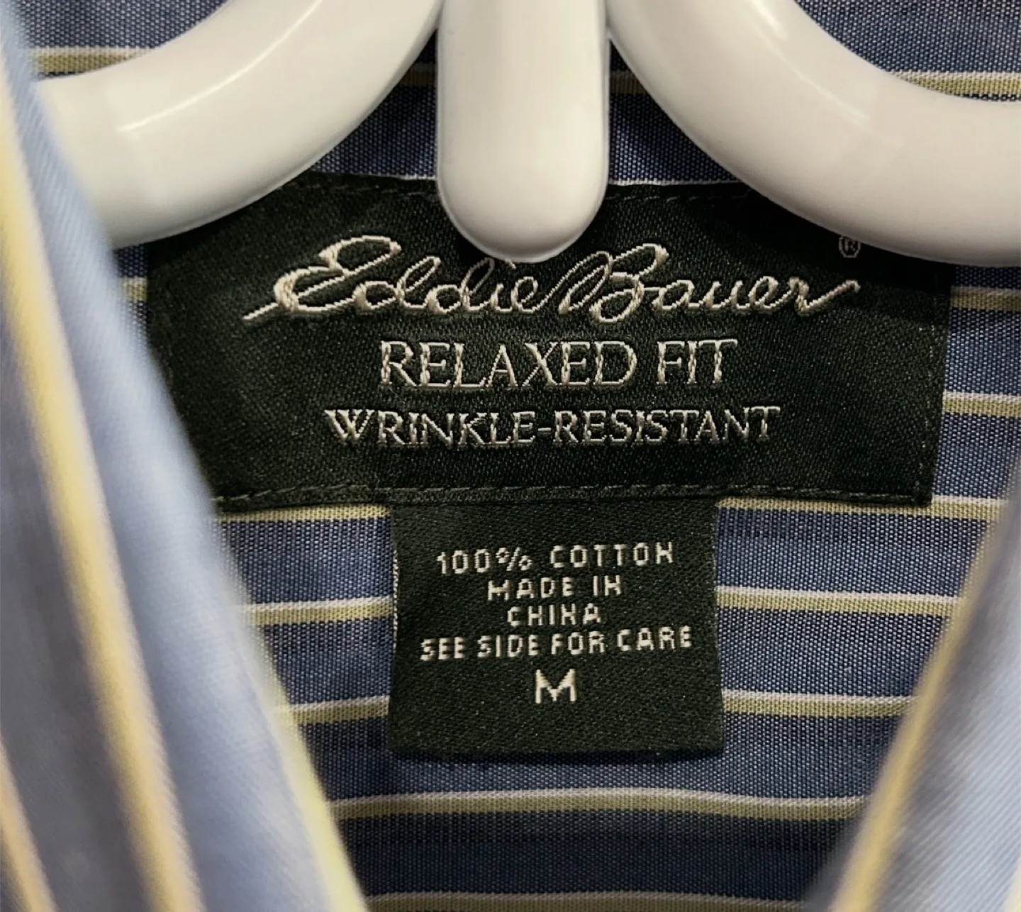 Eddie Bauer Relaxed Fit Wrinkle-Resistant Shirt image indicator(3)