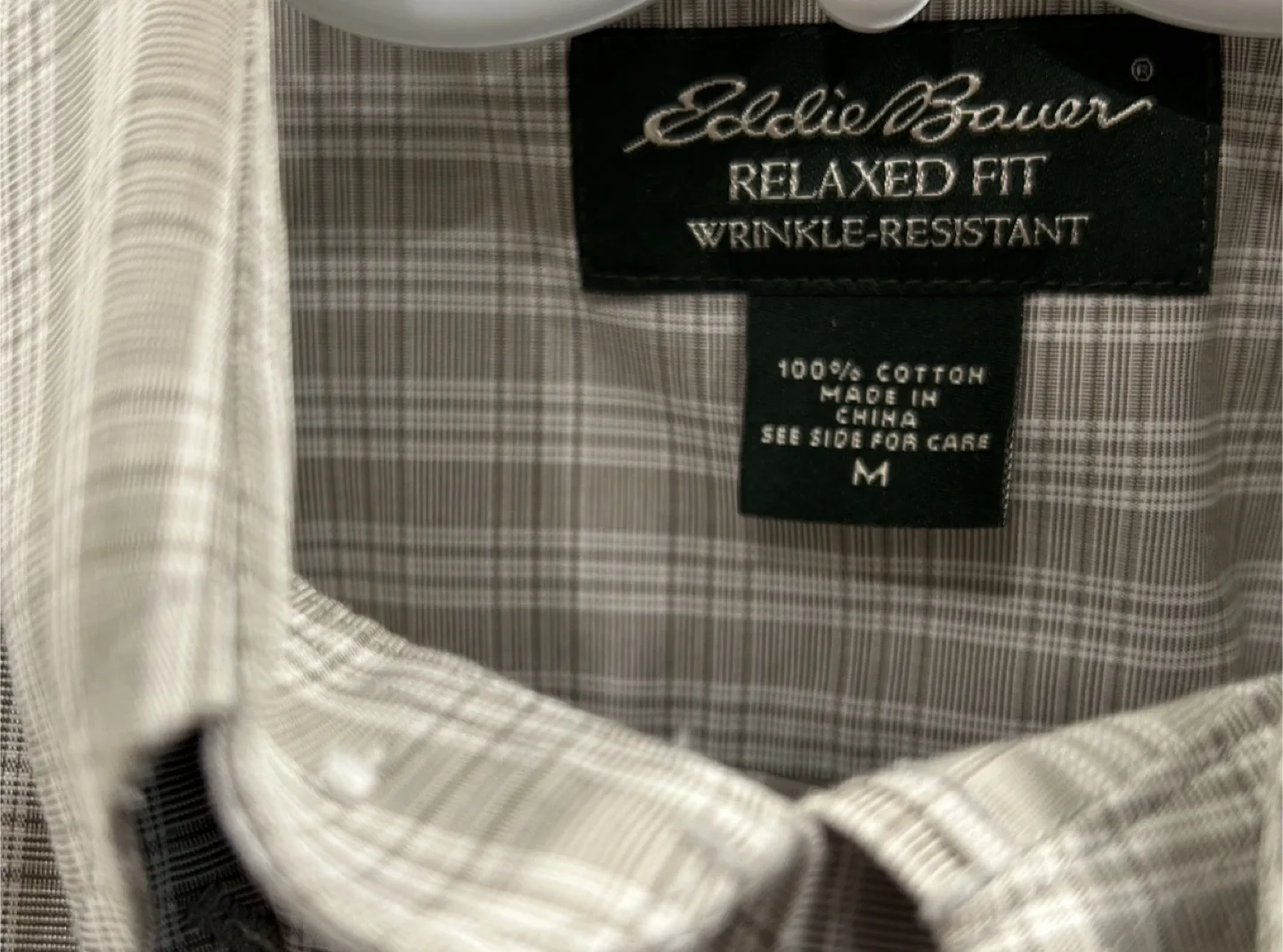 Eddie Bauer Relaxed Fit Wrinkle-Resistant Shirt image indicator(7)