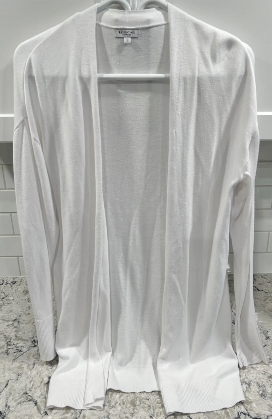Women’s White Light Weight Sweater/Cardigan (Reitmans) thumbnail