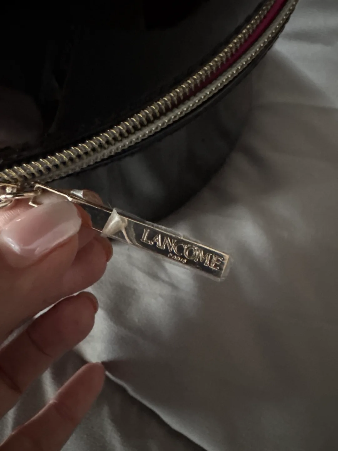 Lancome Black Patent Leather Makeup Train Case image indicator(3)