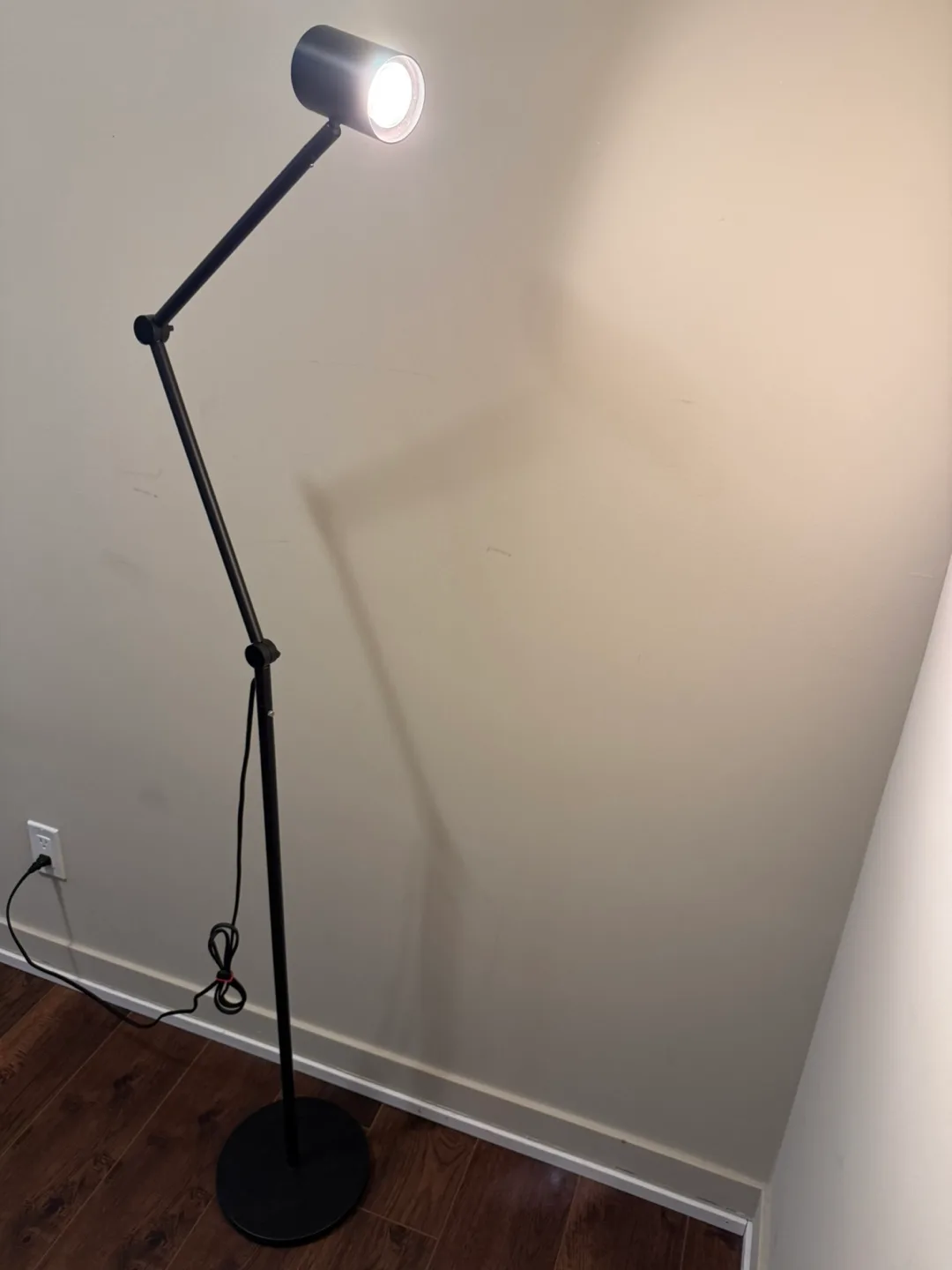 IKEA NYMÅNE Floor/Reading Lamp thumbnail