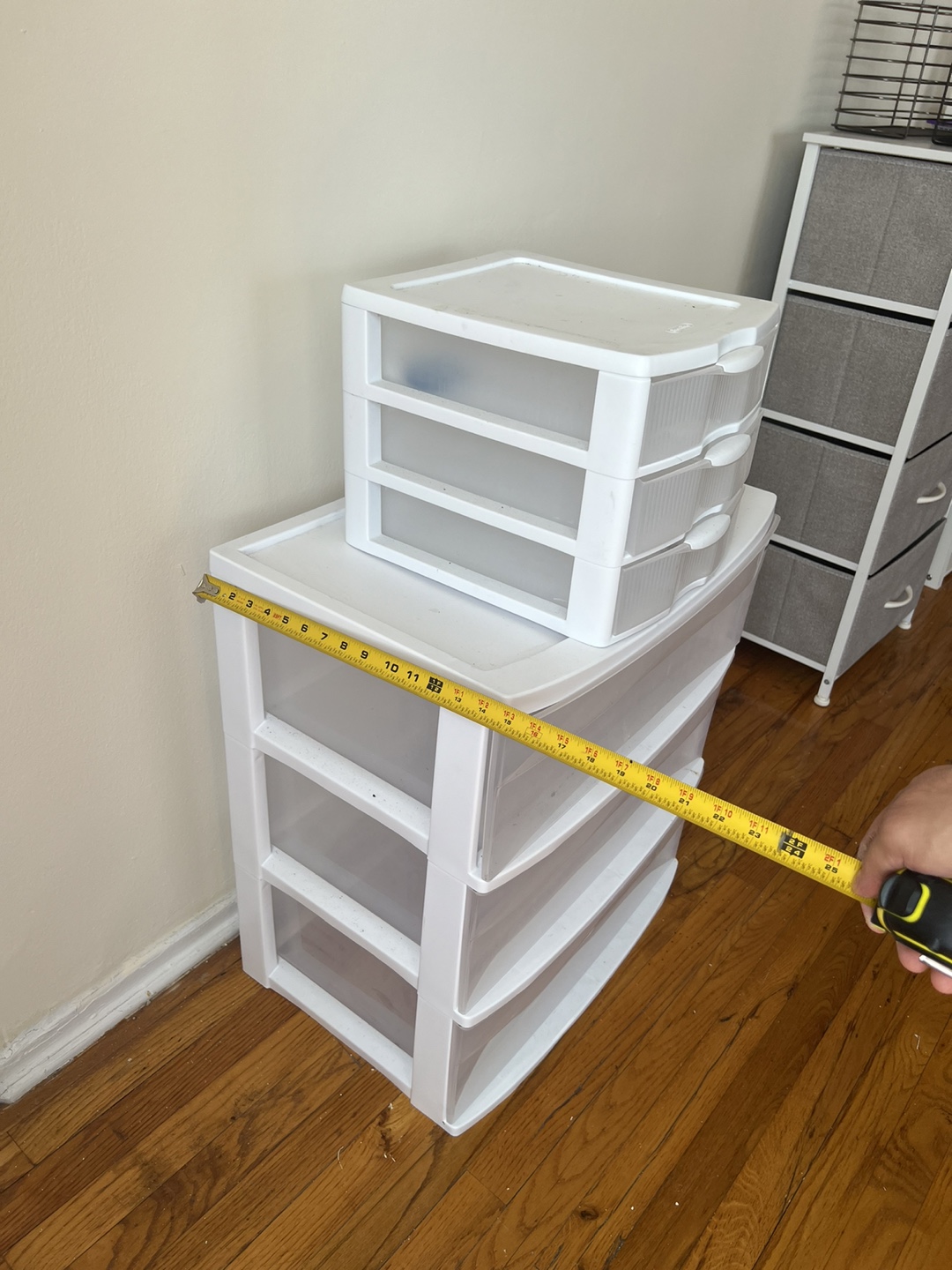 White Plastic Storage Drawers - 3 & 4 Tier - photo 4