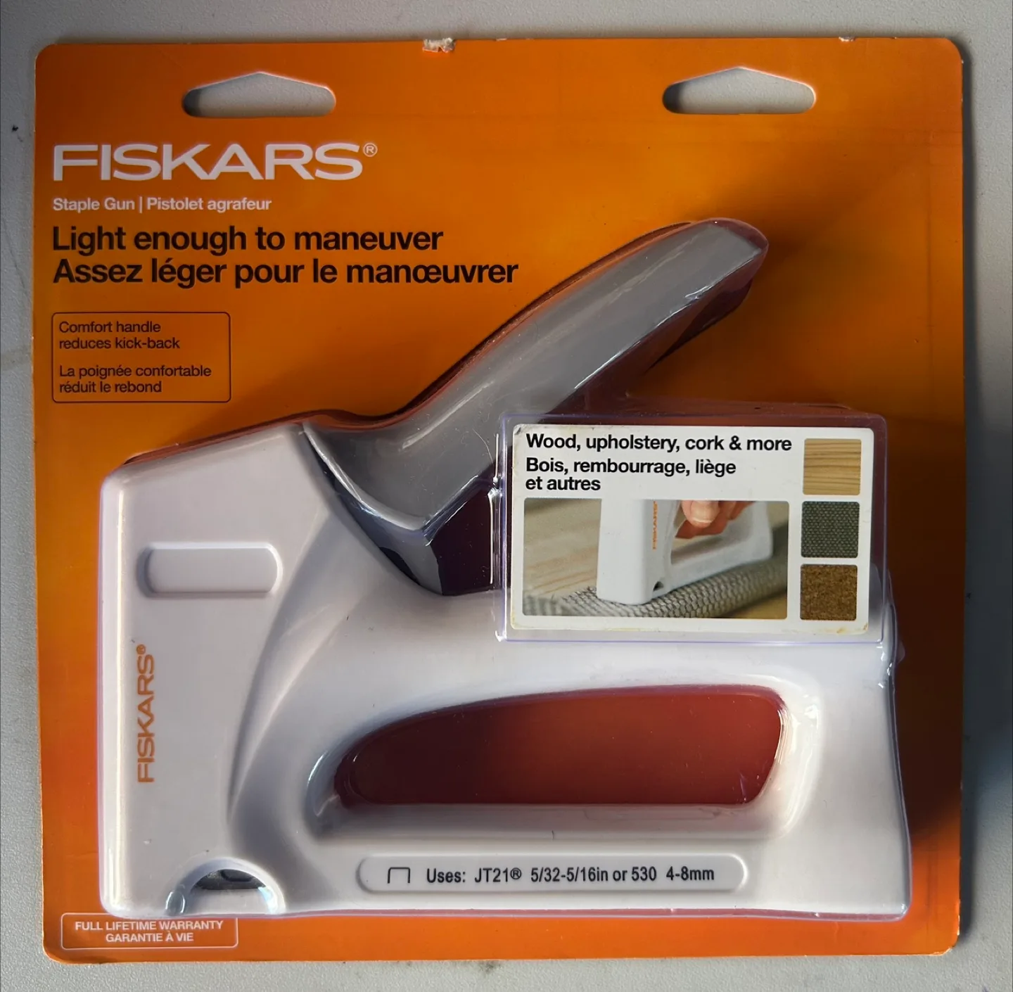 Fiskars Staple Gun / Pistolet Agrafeur - New in Package thumbnail