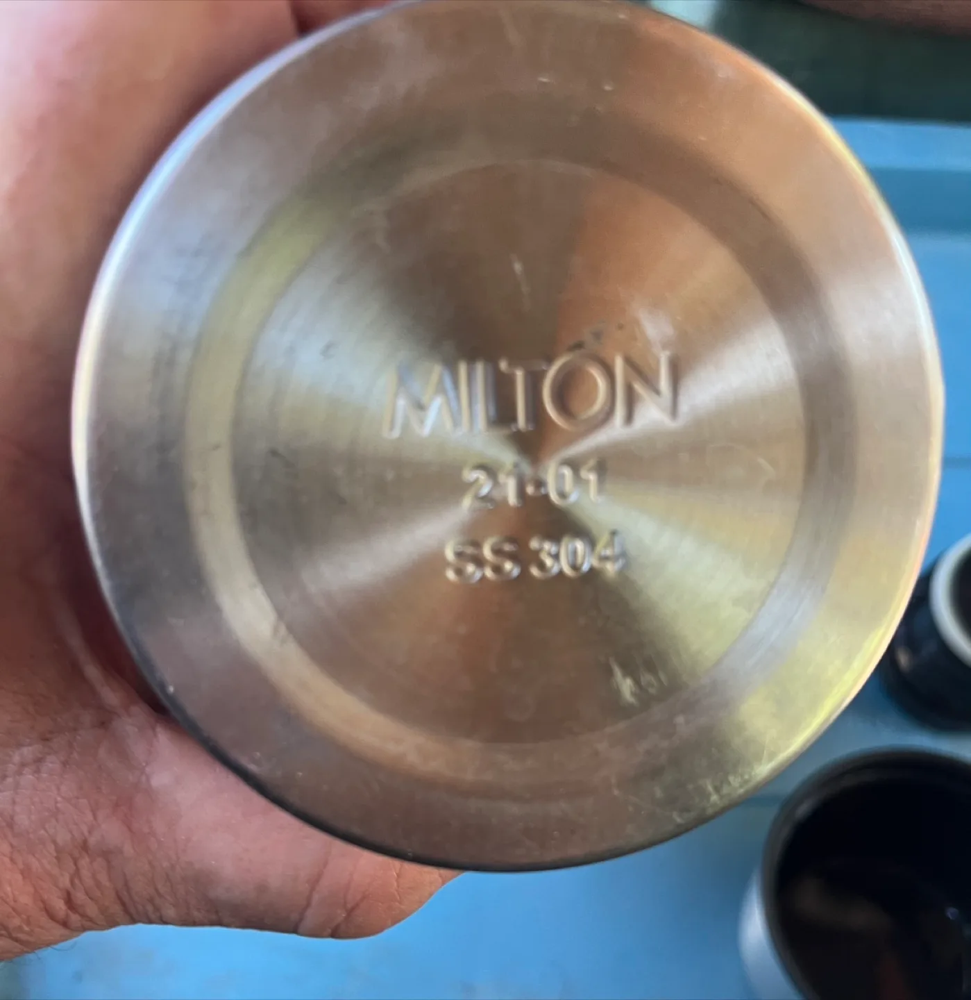Milton Stainless Steel Water Bottle image indicator(3)