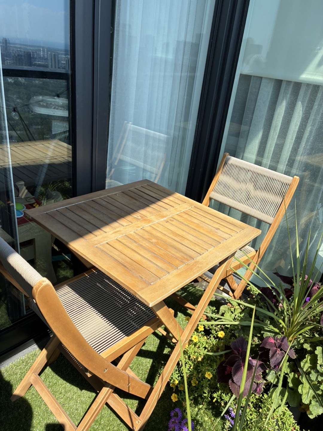 Outdoor Patio Table and Chairs Set
